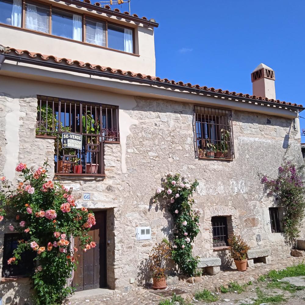  en venta casa de pueblo Trujillo Trujillo 1