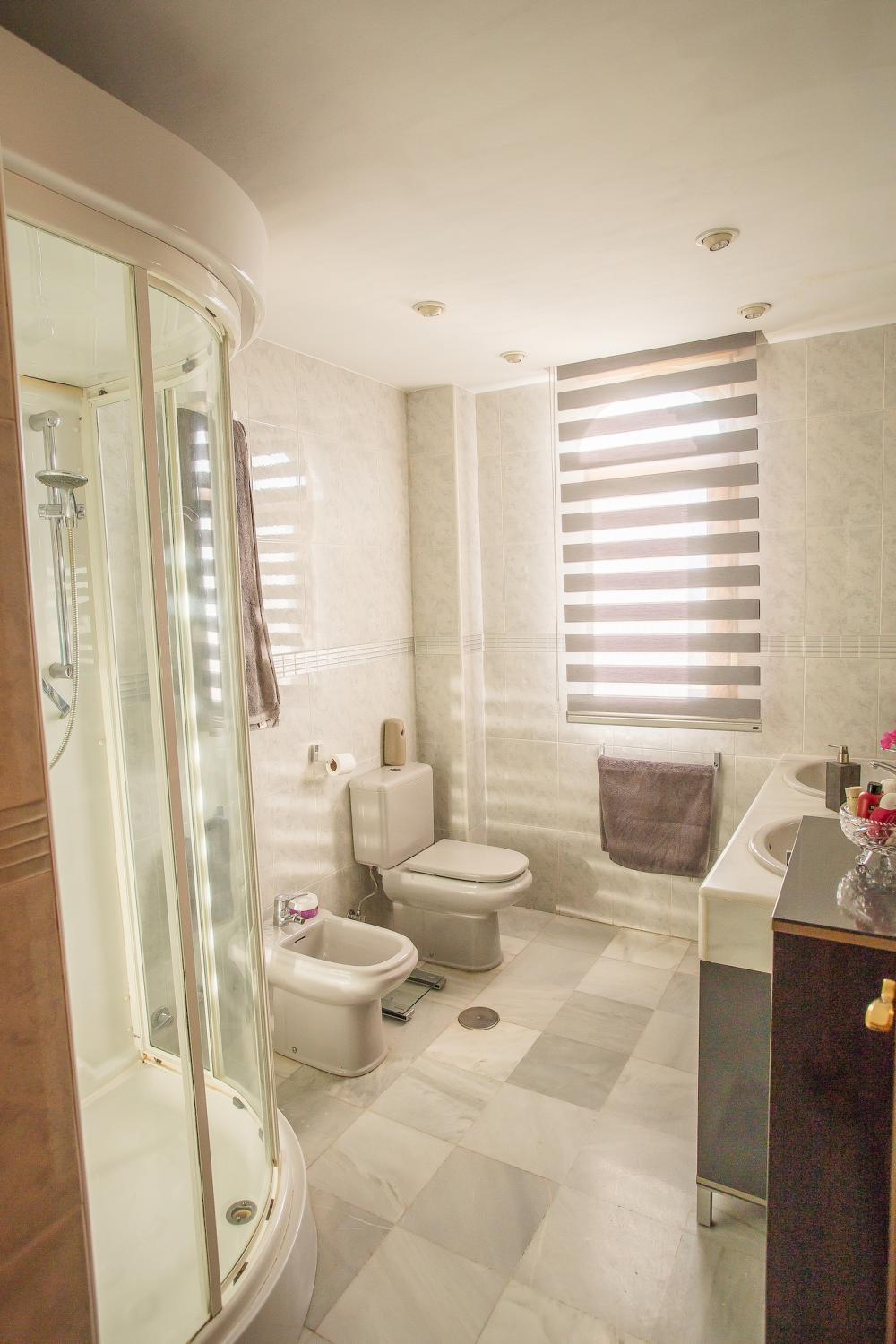  en venta chalet San Javier Urbanización Vega De Granada 35