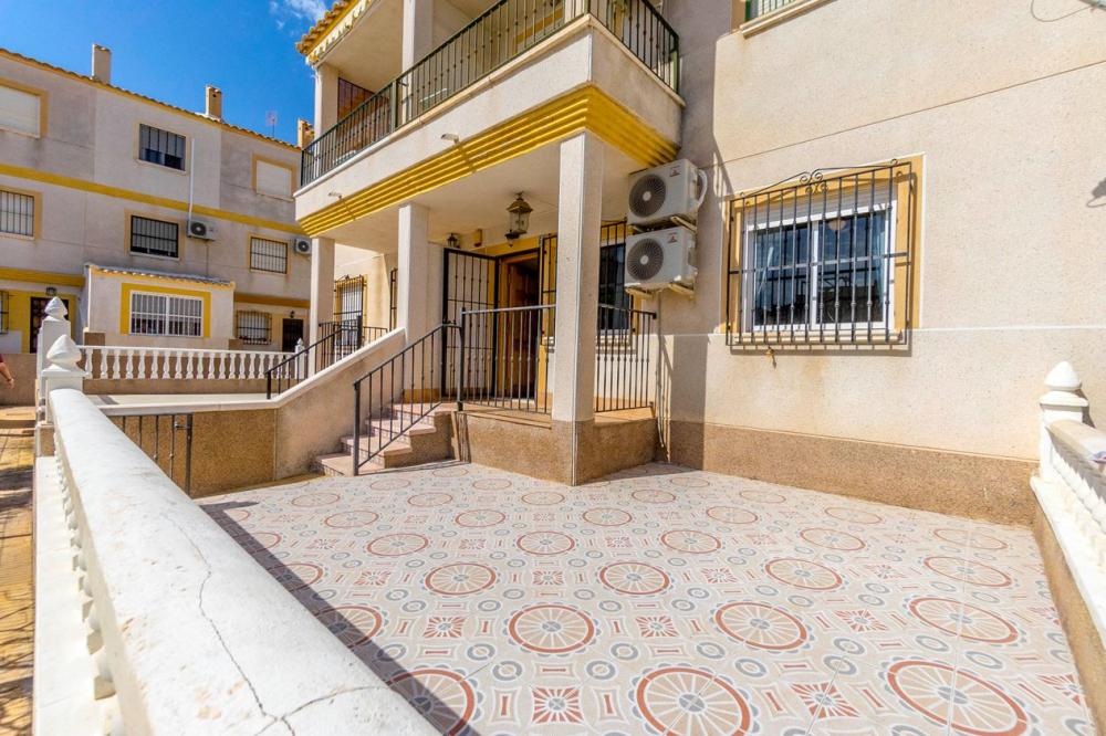  en venta planta baja Urbanización Villacosta Ii-Las Filipinas Baix Segura 8