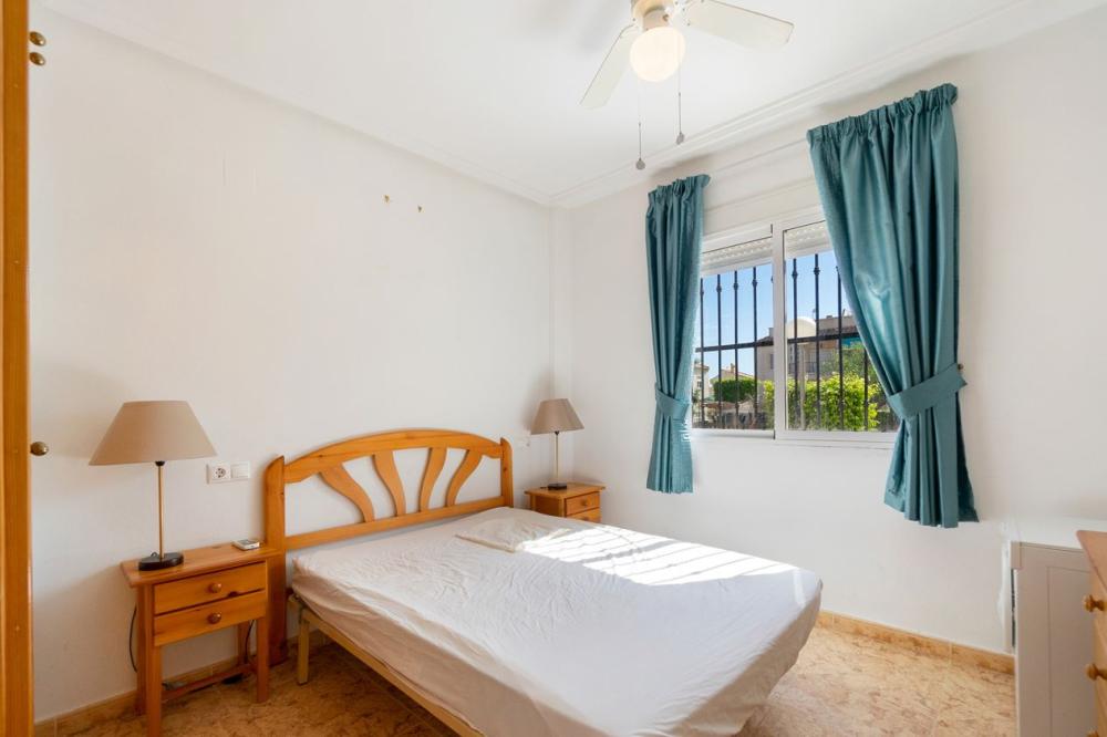  en venta planta baja Urbanización Villacosta Ii-Las Filipinas Baix Segura 5