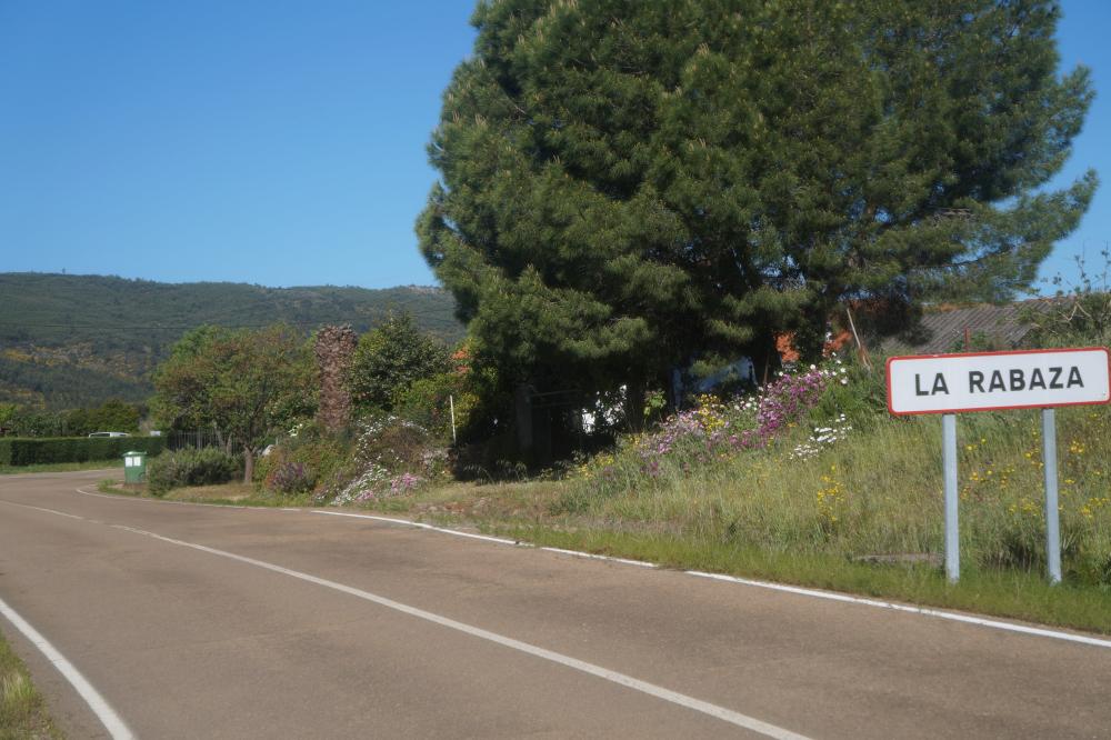  en venta finca rústica La Codosera Alburquerque 3