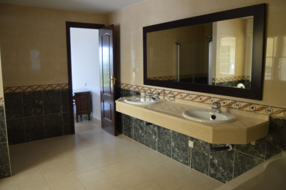  en venta chalet Ojén Sierra De Las Nieves 12