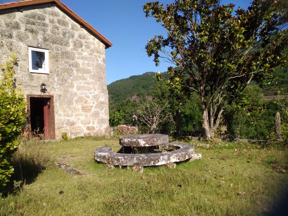  en venta casa Untes Ourense 24