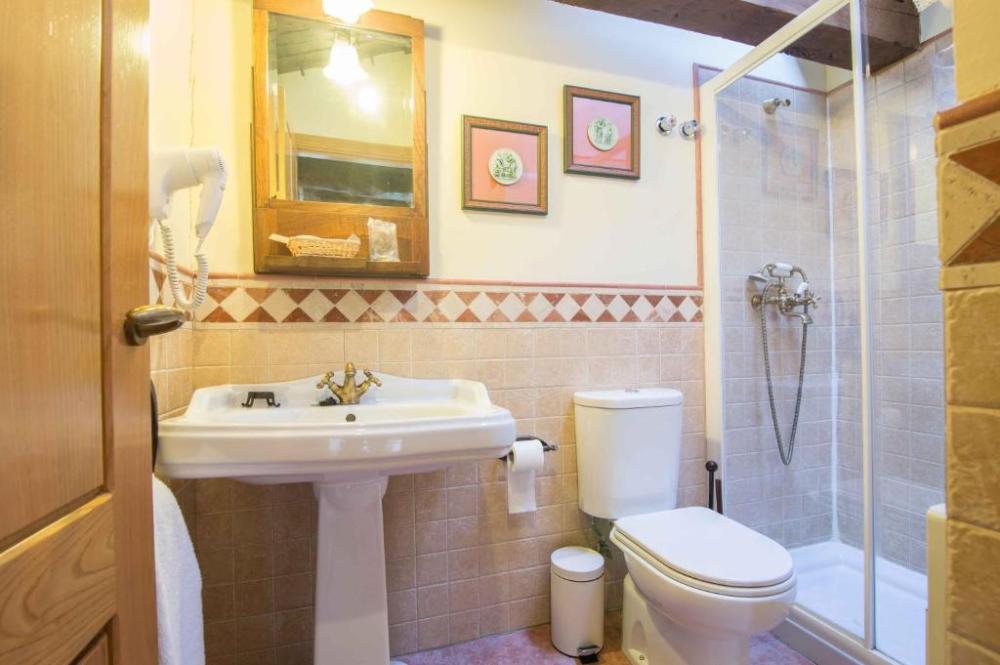  en venta hotel Monfero Eume 28