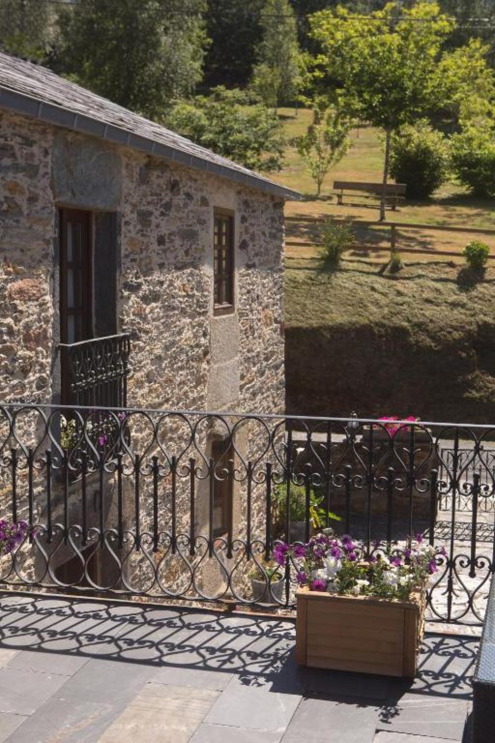  en venta hotel Monfero Eume 3