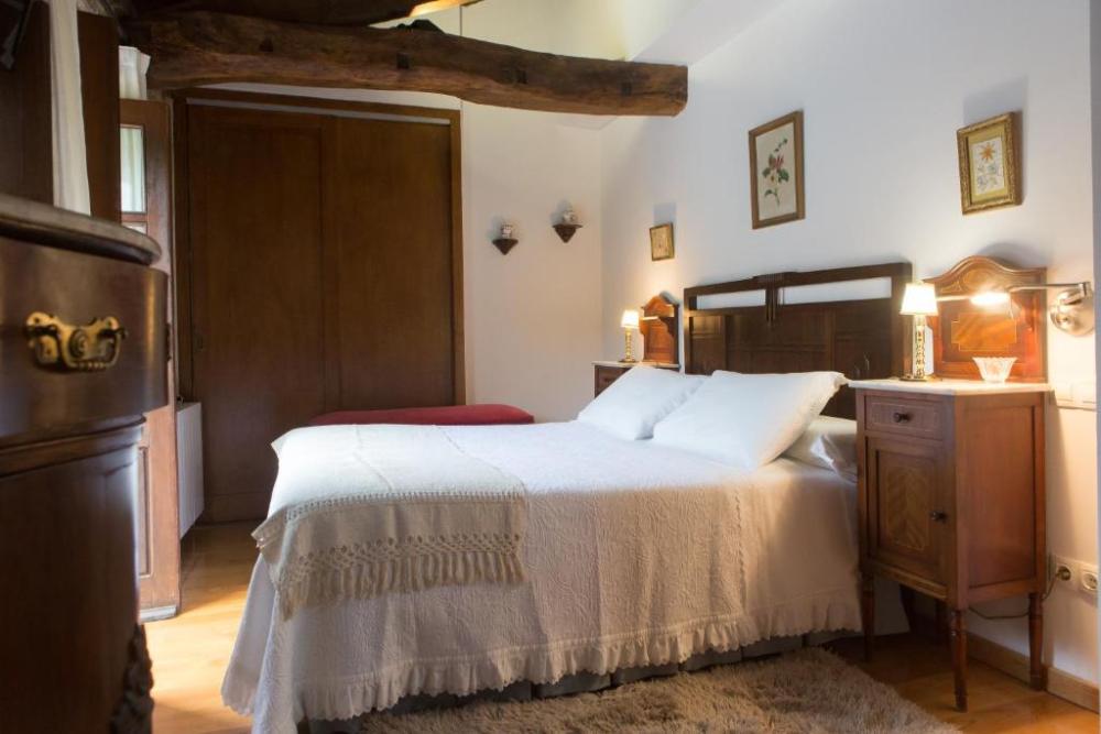  en venta hotel Monfero Eume 18