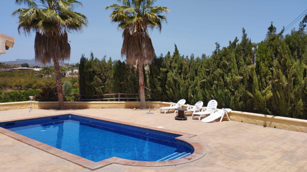  en venta chalet Benamocarra Axarquía 1