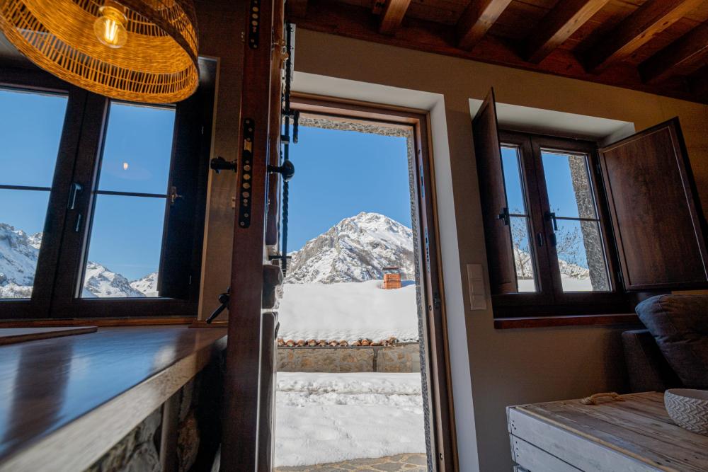  en venta casa Sotres Oriente 5