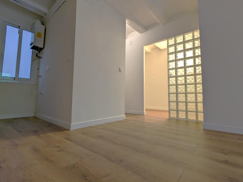  en venta apartamento Ciutat Vella-Raval Barcelonès 6