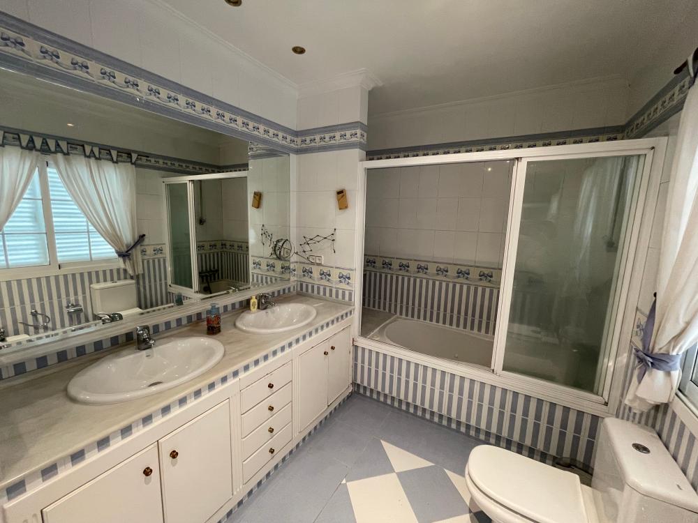  en venta casa de pueblo Herrera Sierra Sur 13