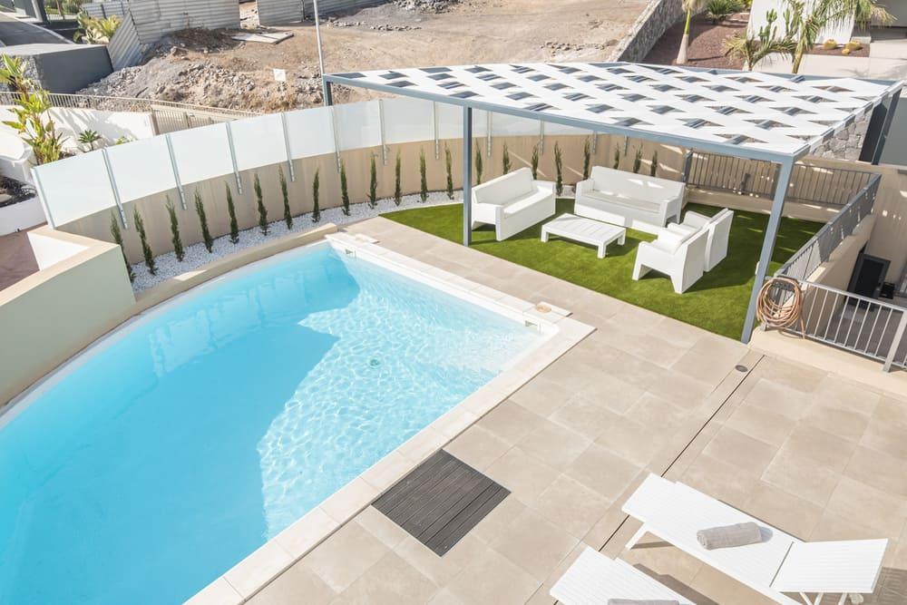  en venta chalet La Caleta Zona Sur 2