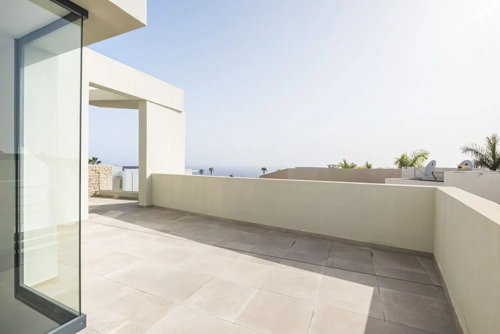  en venta chalet La Caleta Zona Sur 9