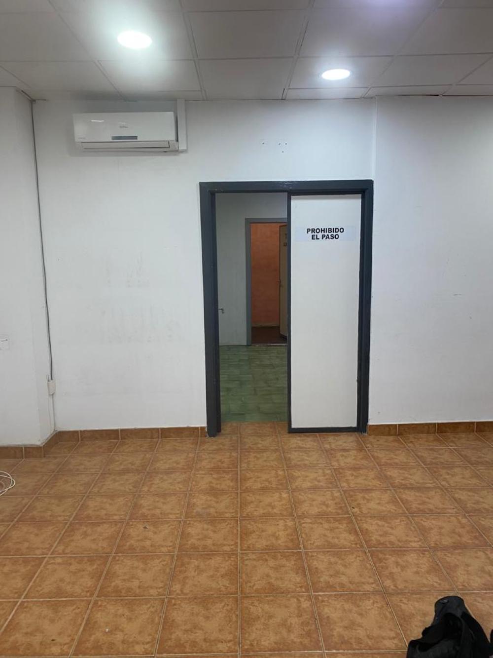  en venta local Jaén Noroeste 23006 Metropolitana De Jaén 3