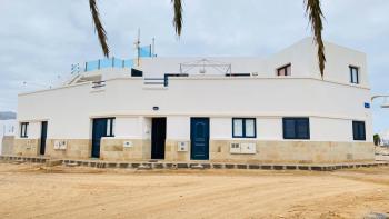 Caleta De Sebo Lanzarote edificio foto 5399739