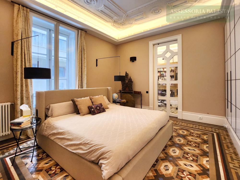  en venta apartamento Ciutat Vella-Sant Pere-Santa Caterina-El Born Barcelonès 8