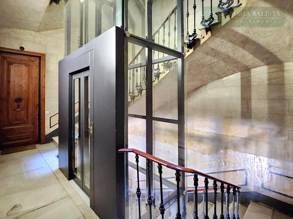  en venta apartamento Ciutat Vella-Sant Pere-Santa Caterina-El Born Barcelonès 4