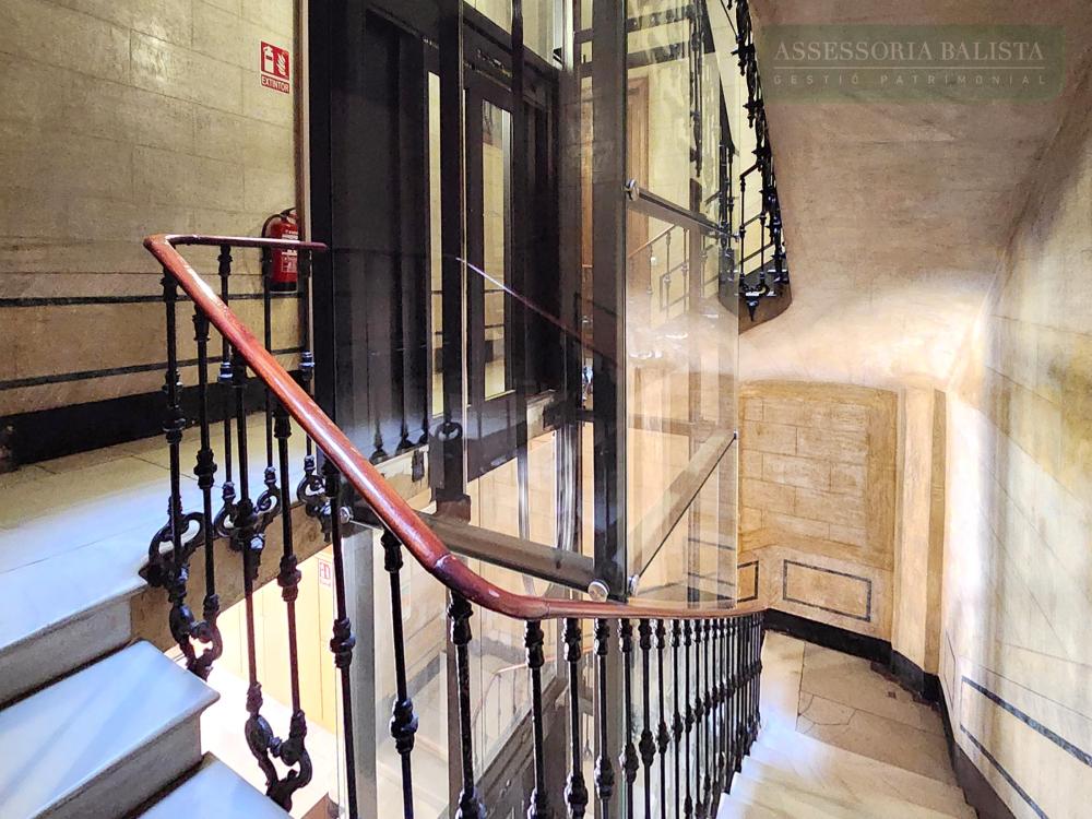 en venta apartamento Ciutat Vella-Sant Pere-Santa Caterina-El Born Barcelonès 3