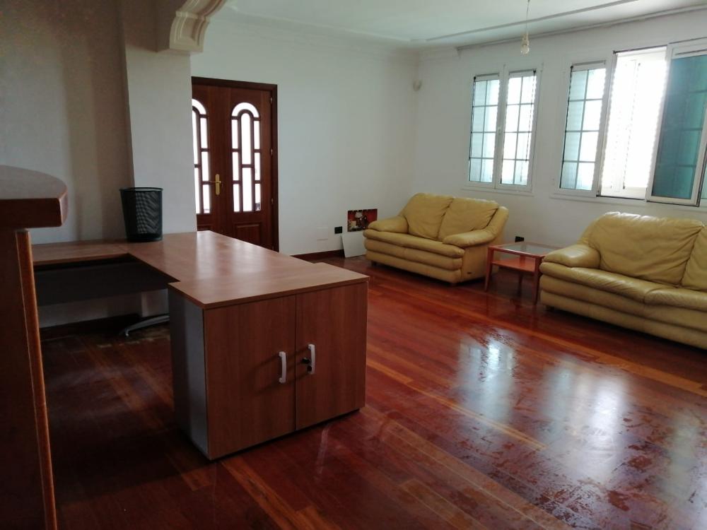  en venta dúplex Cuesta De La Grama Área Centro 15