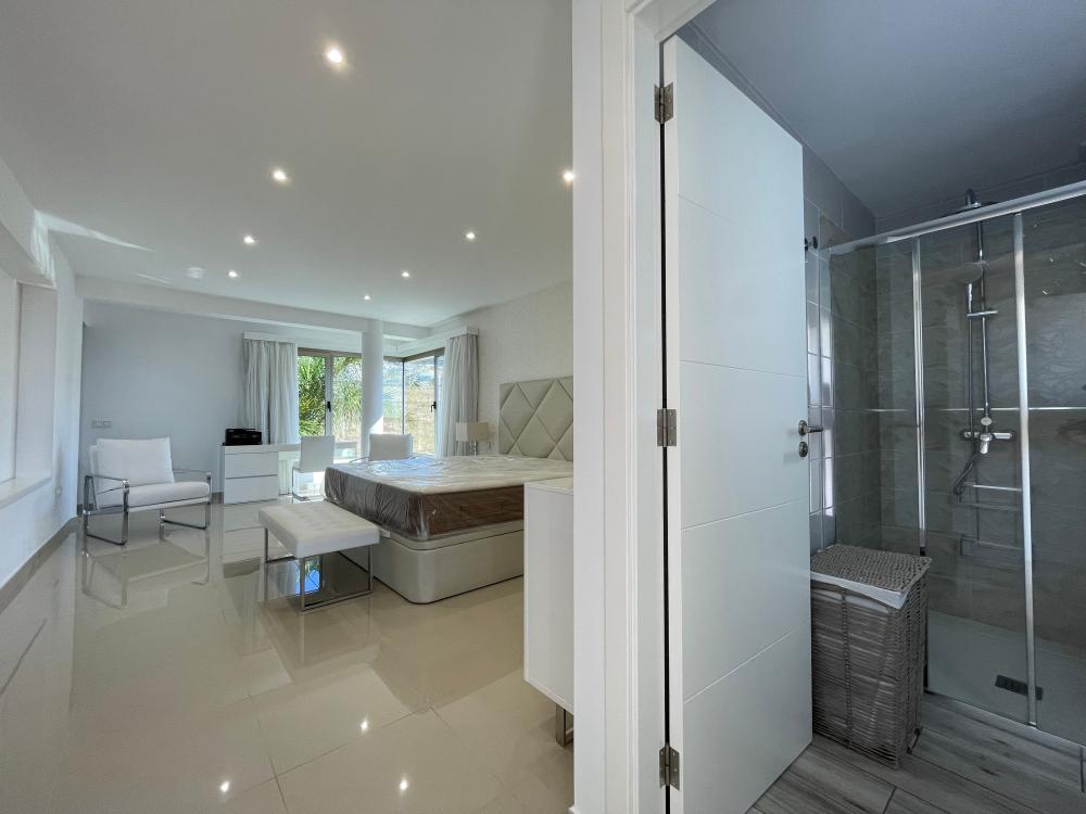  en venta chalet El Durazno Zona Norte 24
