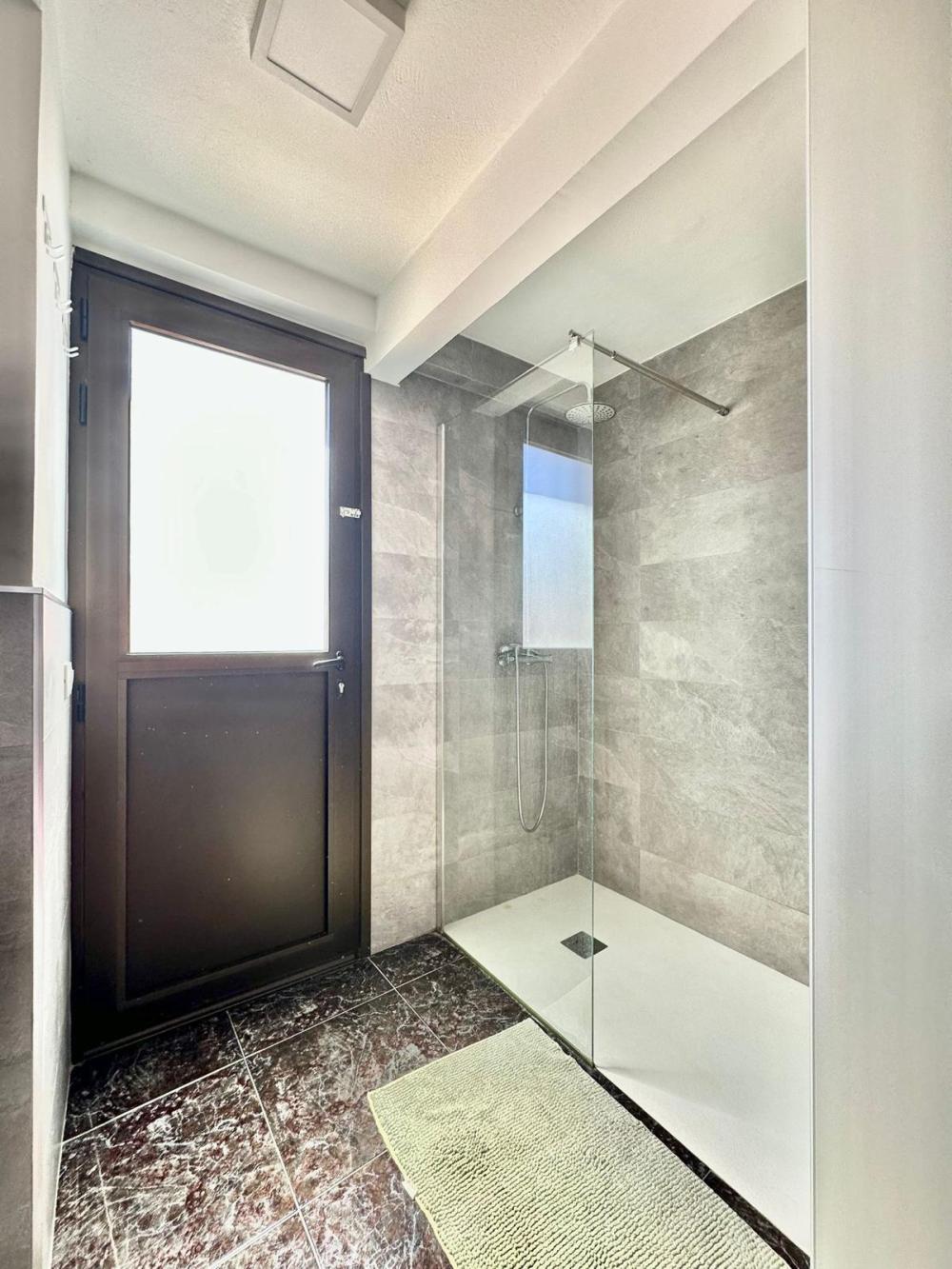  en venta casa La Garita Área Este 16