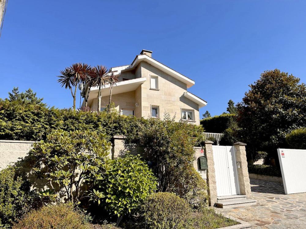  en venta casa A Barcia Santiago 4