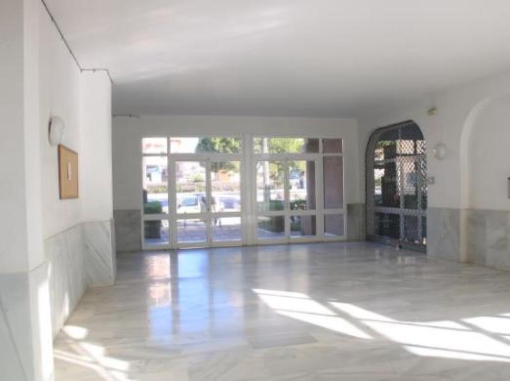  en venta local Torrox Park Axarquía 25