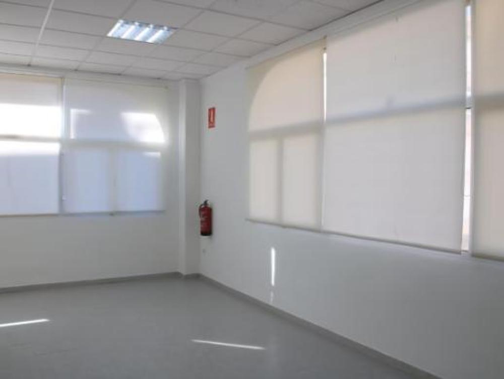  en venta local Torrox Park Axarquía 10