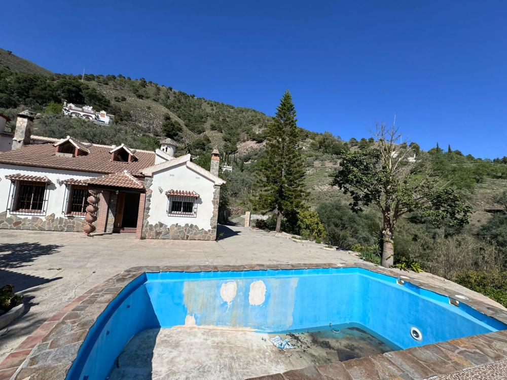  en venta finca rústica Cómpeta Axarquía 2