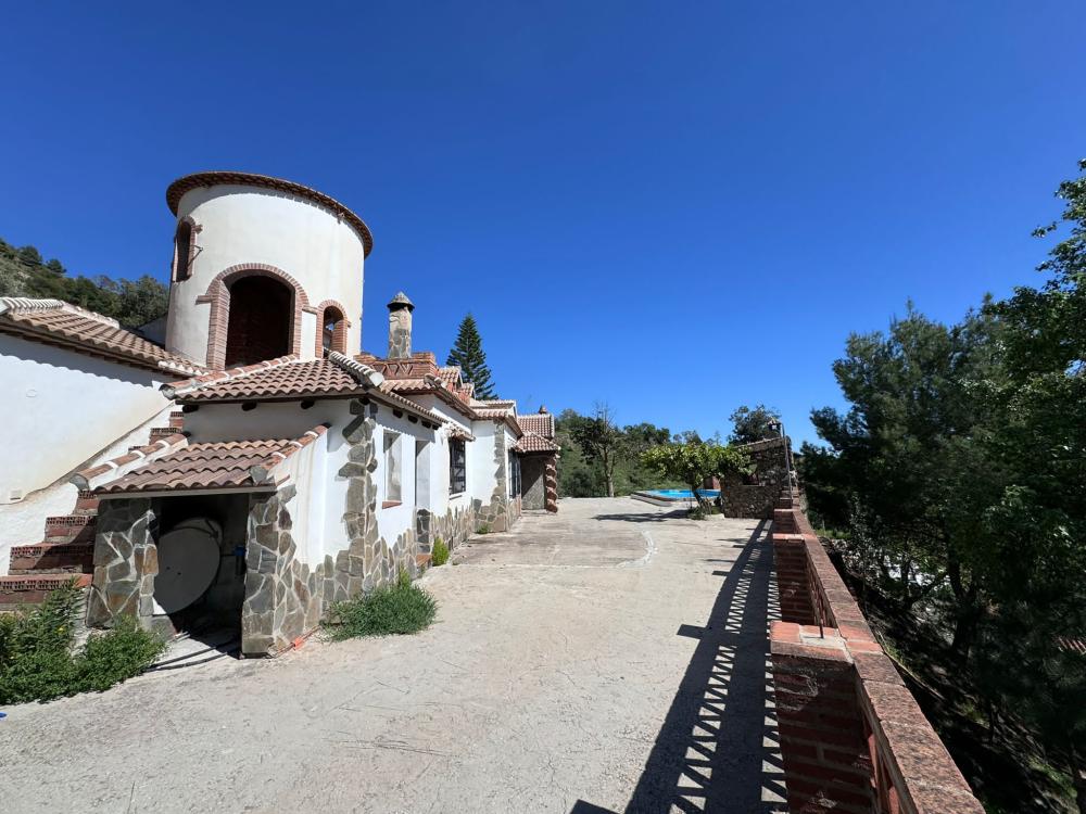  en venta finca rústica Cómpeta Axarquía 3
