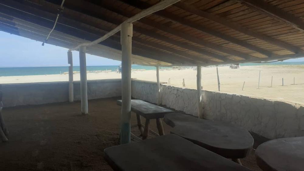  en venta local Albeos Paradanta 3