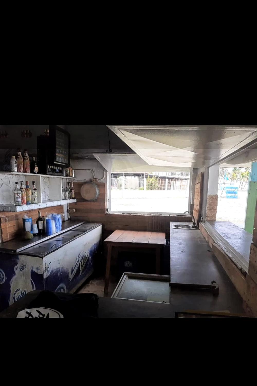  en venta local Albeos Paradanta 6
