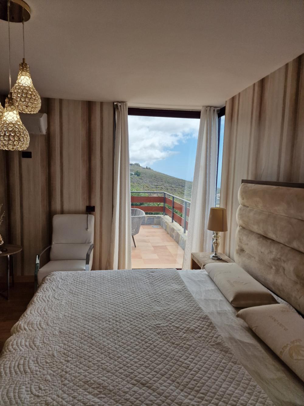  en venta chalet Los Menores Zona Sur 1
