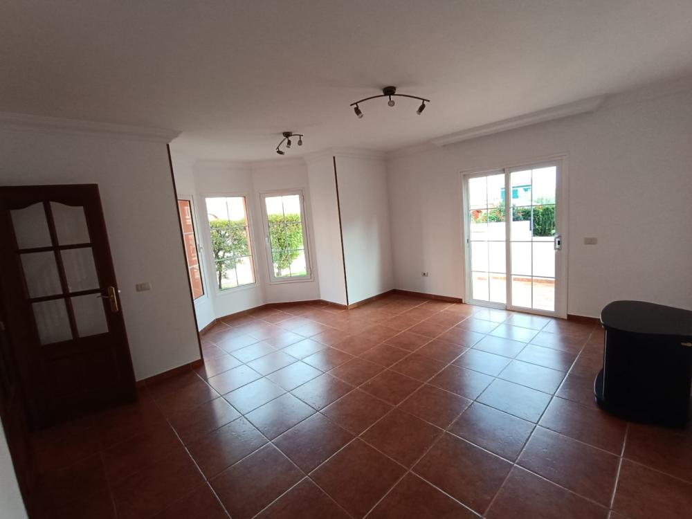  en venta pareado Santa Úrsula Zona Norte 8