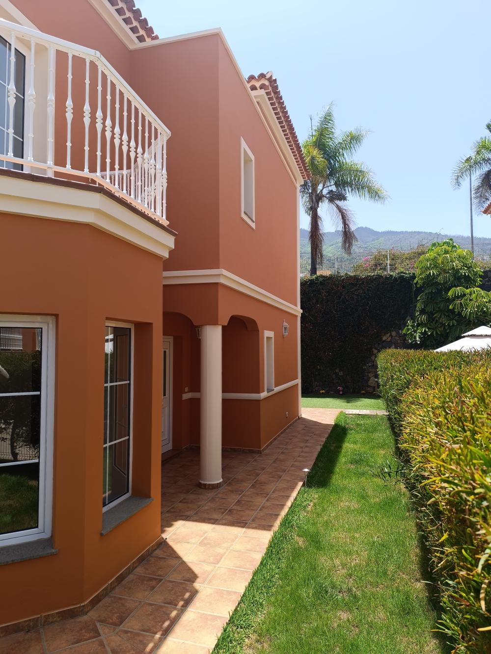  en venta pareado Santa Úrsula Zona Norte 2
