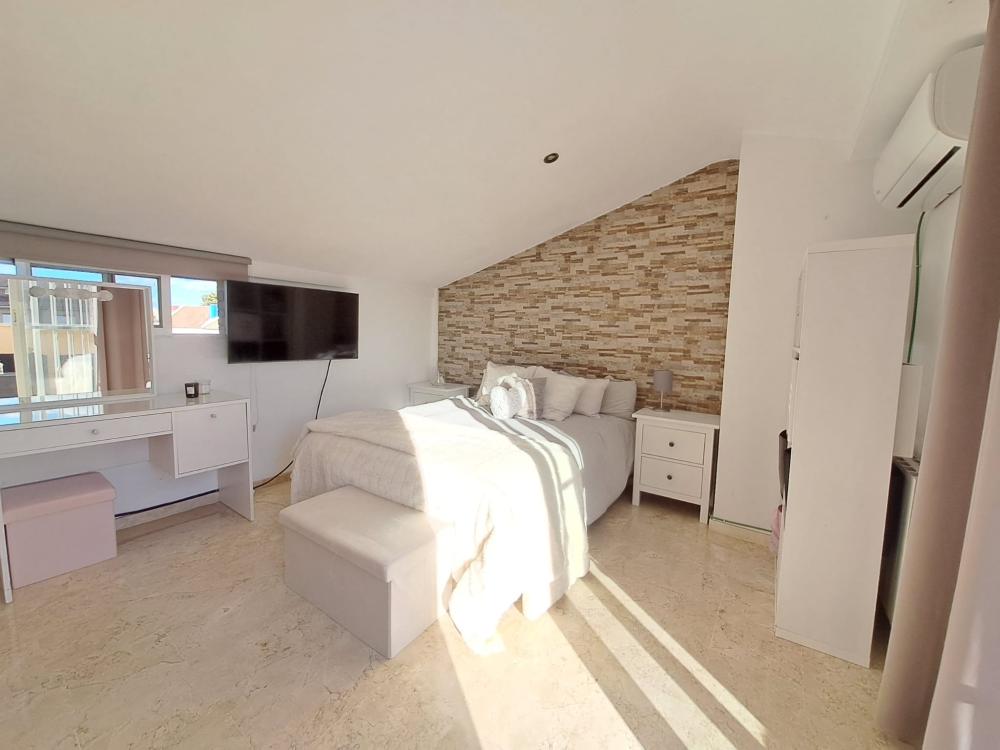  en venta casa de pueblo San Antonio De Benagéber Camp De Túria 28