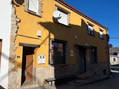 Albares De La Ribera Bierzo (El) casa foto 6314329
