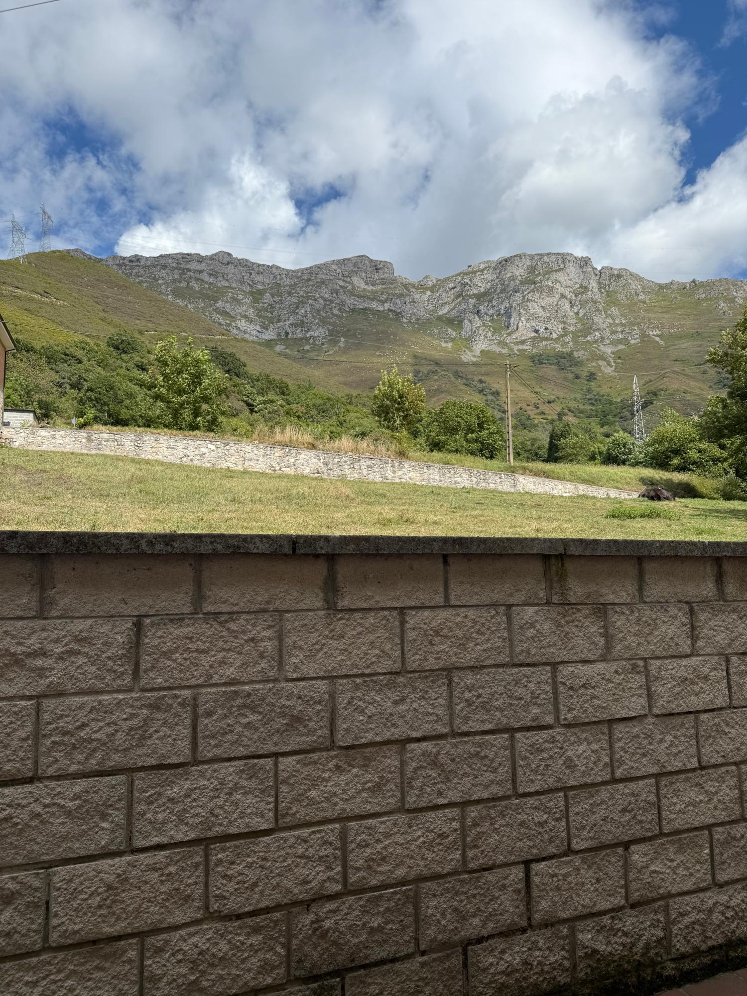  en venta casa de pueblo Arangas Oriente 12