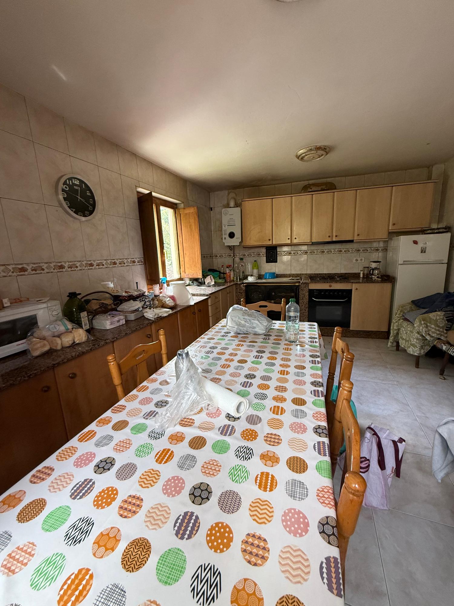  en venta casa de pueblo Arangas Oriente 9