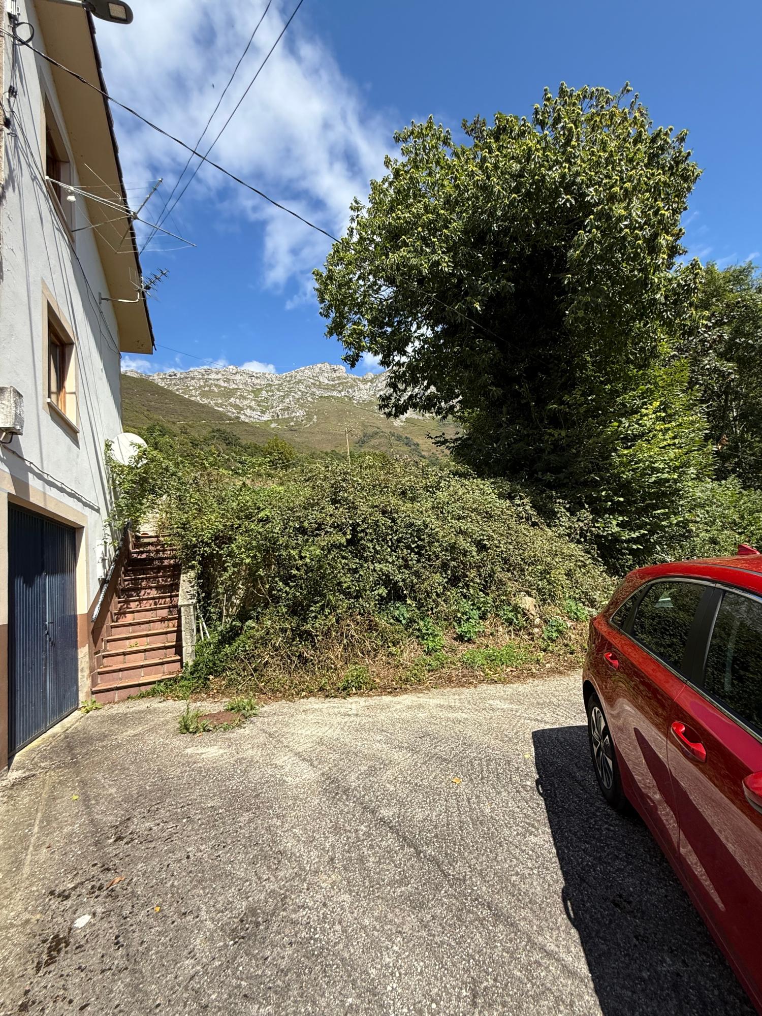  en venta casa de pueblo Arangas Oriente 18