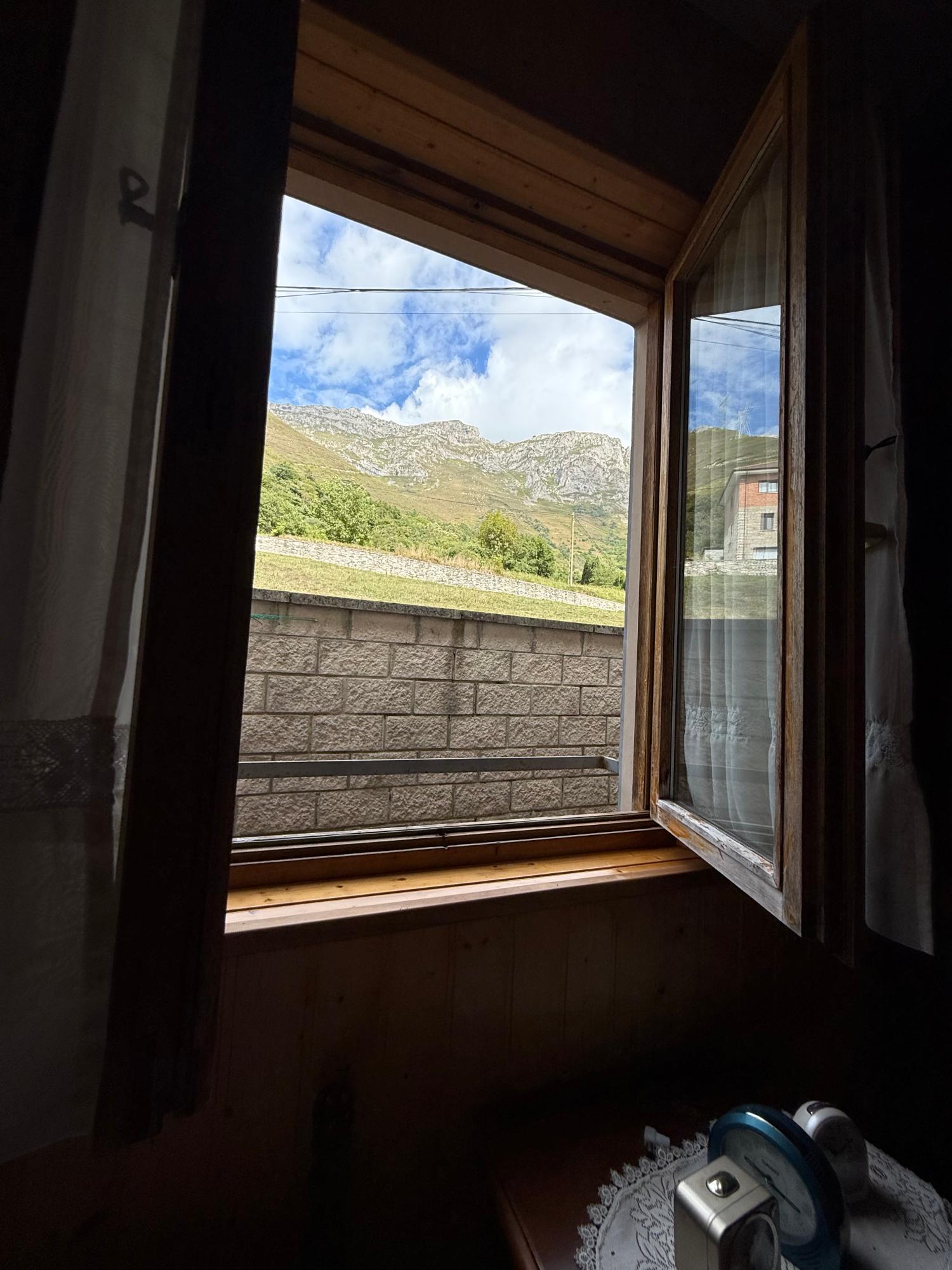  en venta casa de pueblo Arangas Oriente 13