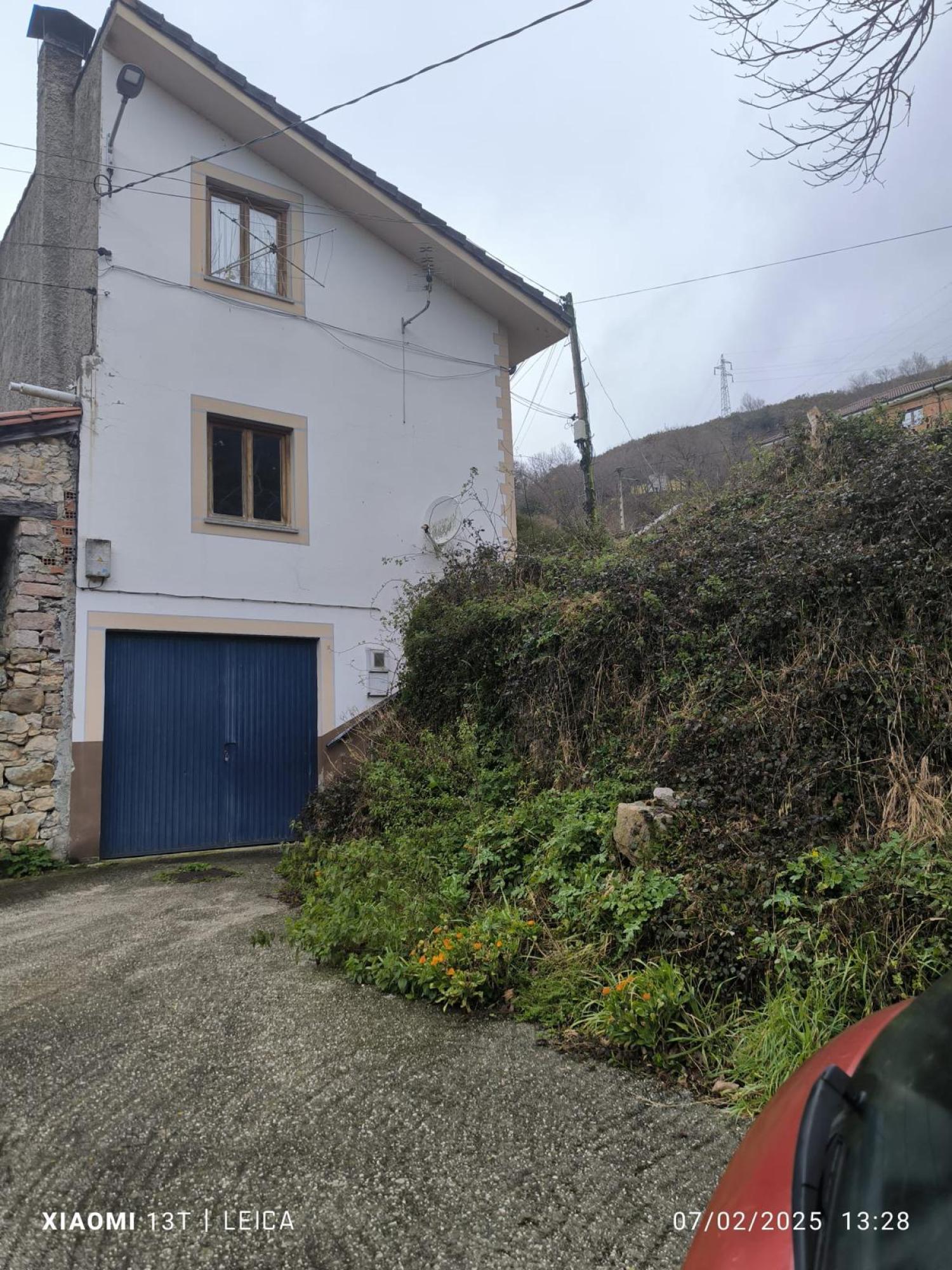  en venta casa de pueblo Arangas Oriente 44