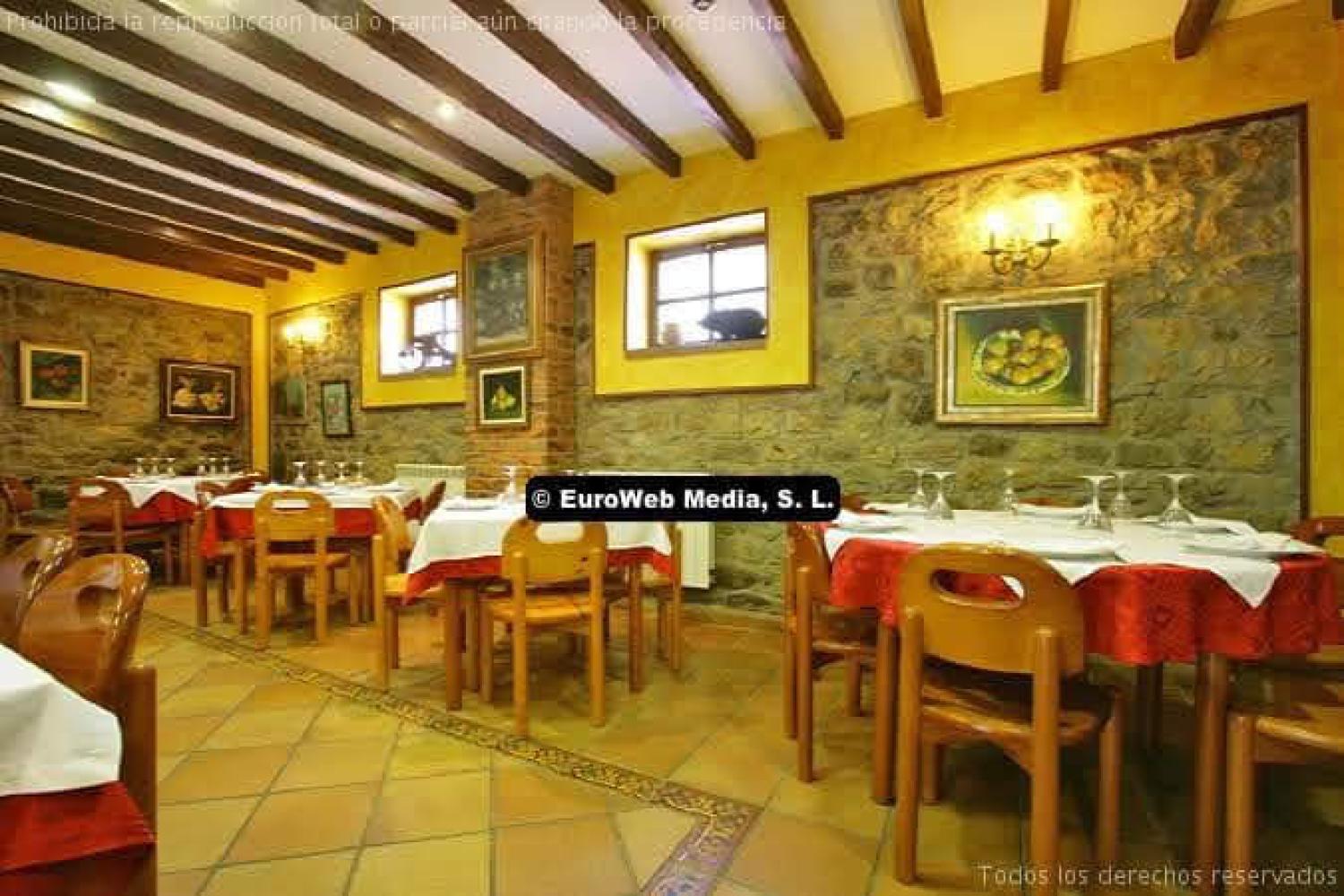  en venta hotel Orle Nalón 5