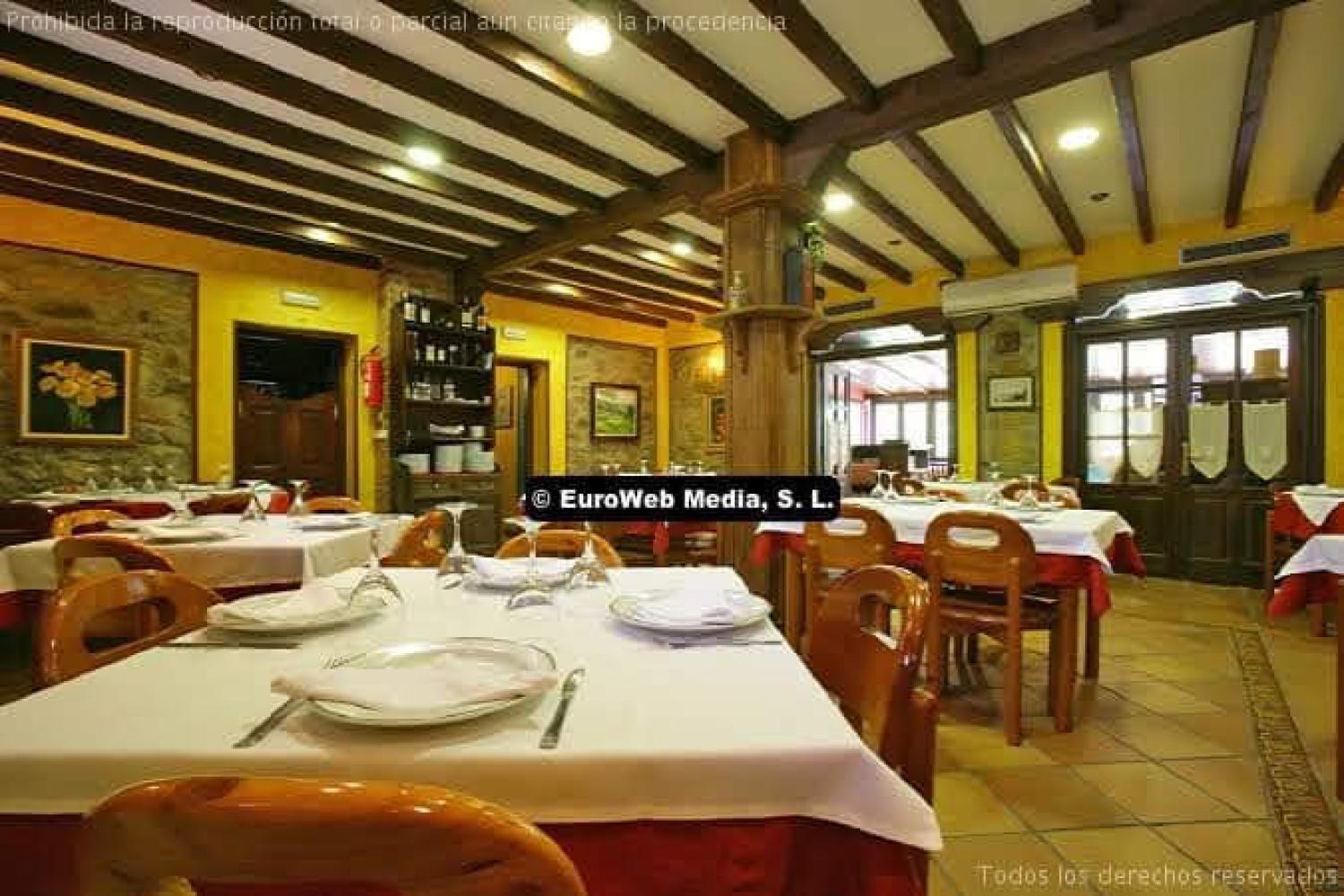  en venta hotel Orle Nalón 3