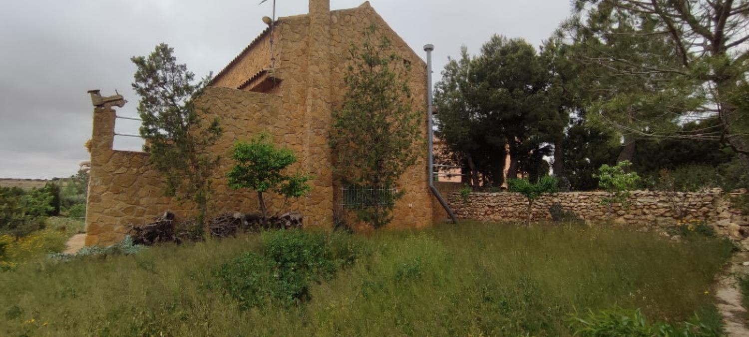  en venta casa La Higuera Monte Ibérico Almansa 2