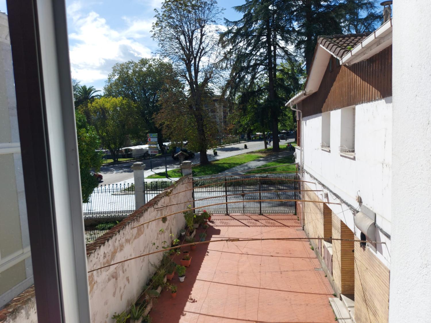  en venta edificio Grado Oviedo 9