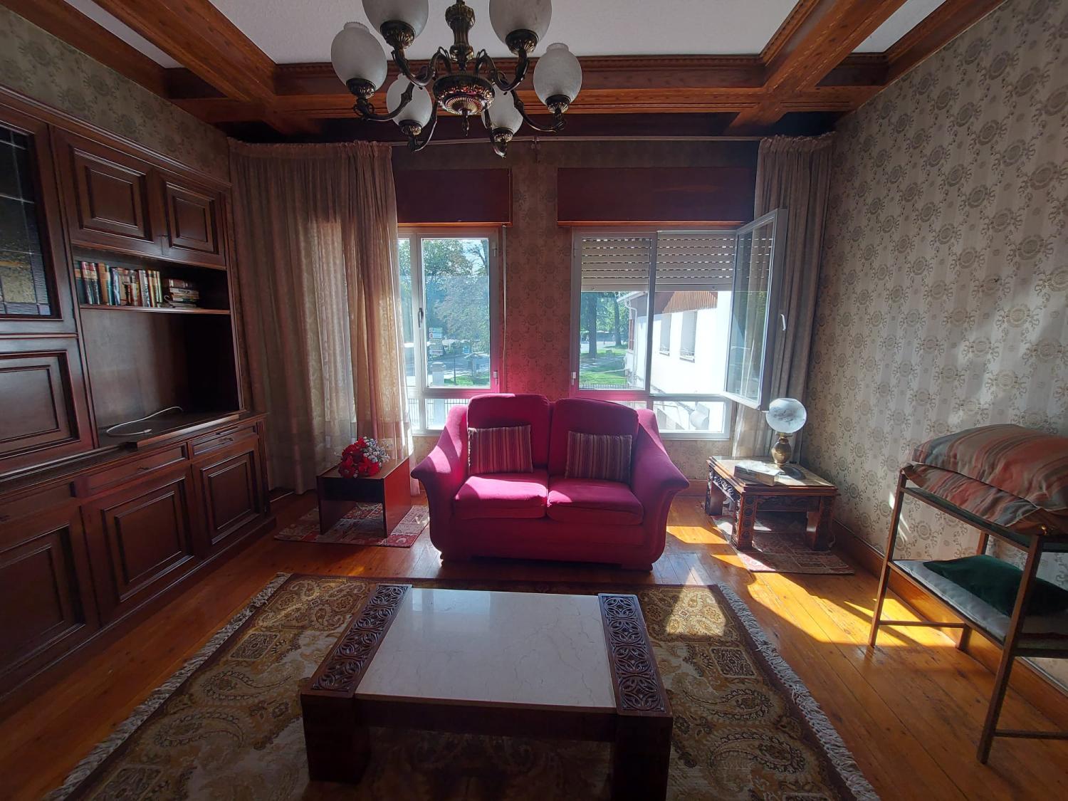  en venta edificio Grado Oviedo 12