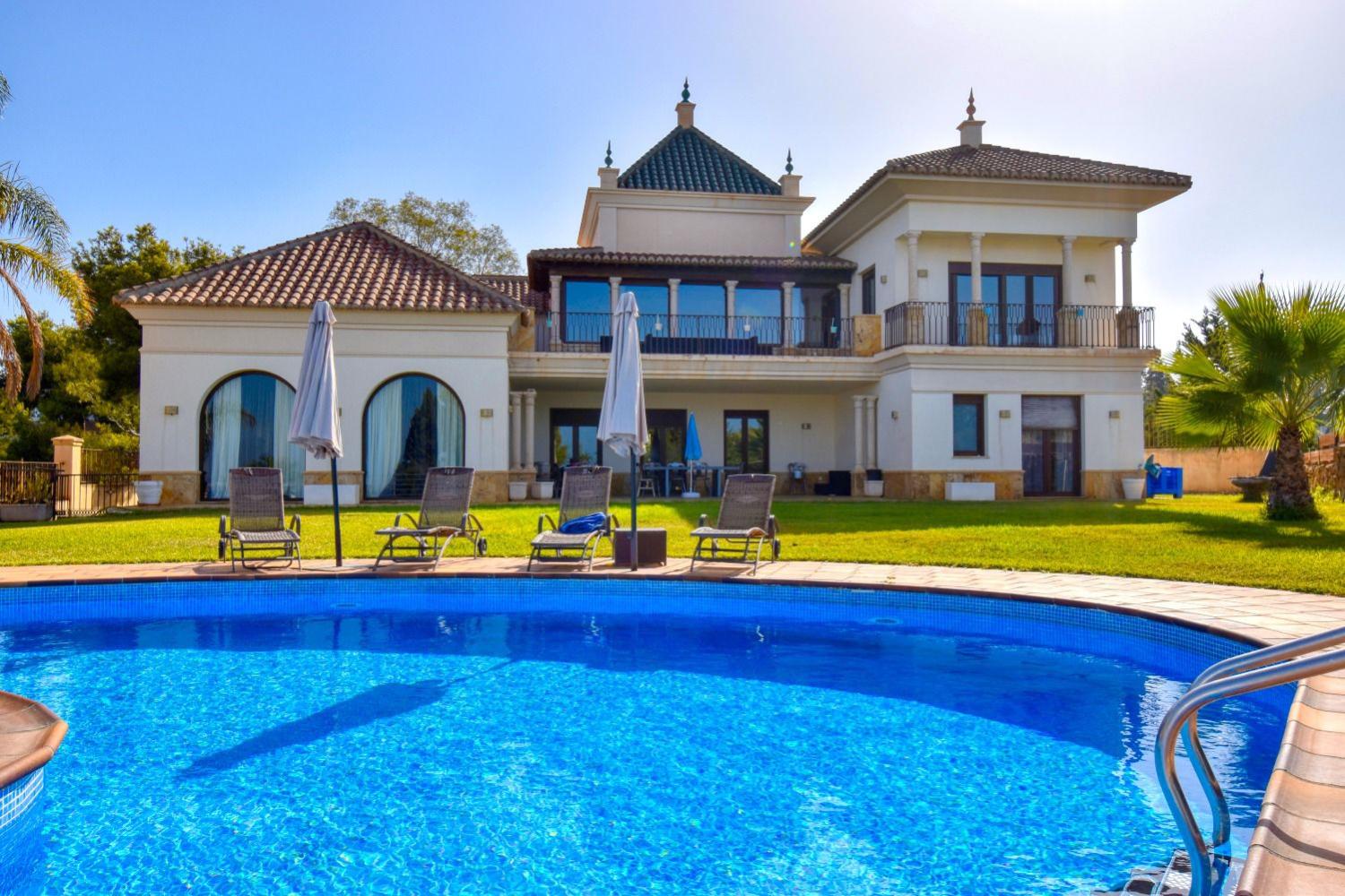  en venta mansion Mezquitilla Axarquía 1