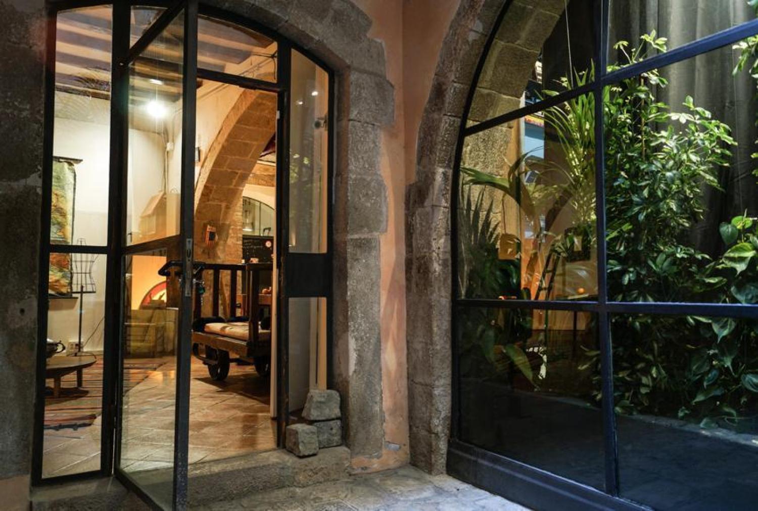 en venta local comercial Ciutat Vella-Barceloneta Barcelonès 3