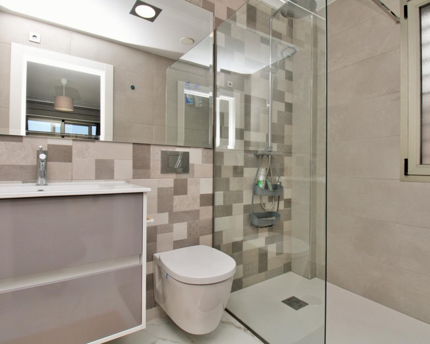  en venta chalet Villamartín Baix Segura 23