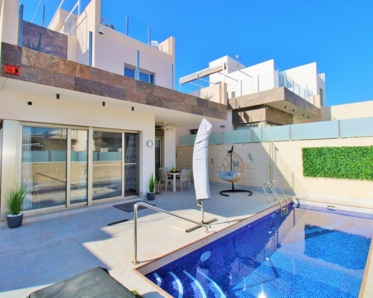  en venta chalet Villamartín Baix Segura 1